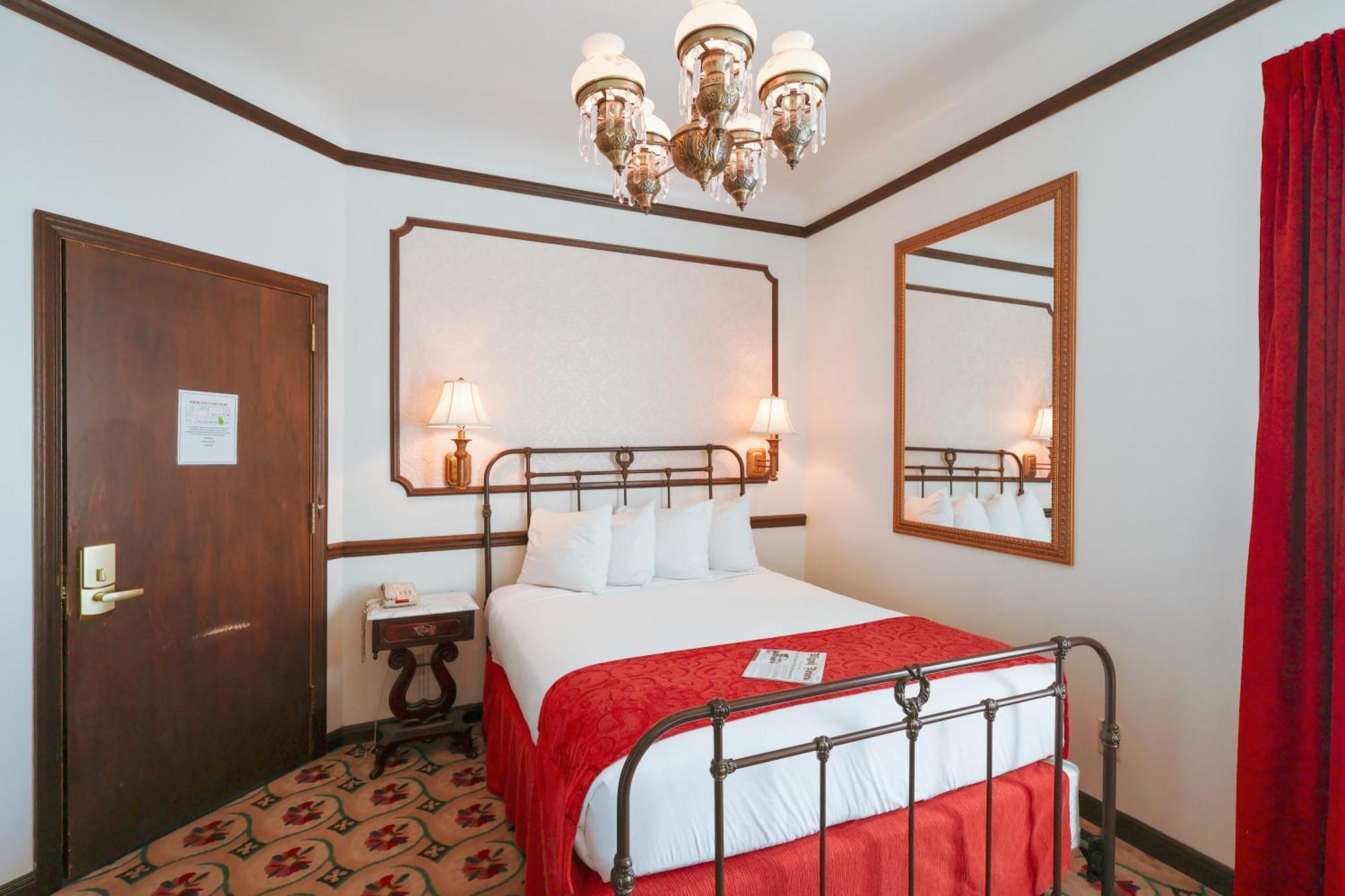 Mizpah Hotel โทโนปาห์ ภายนอก รูปภาพ
