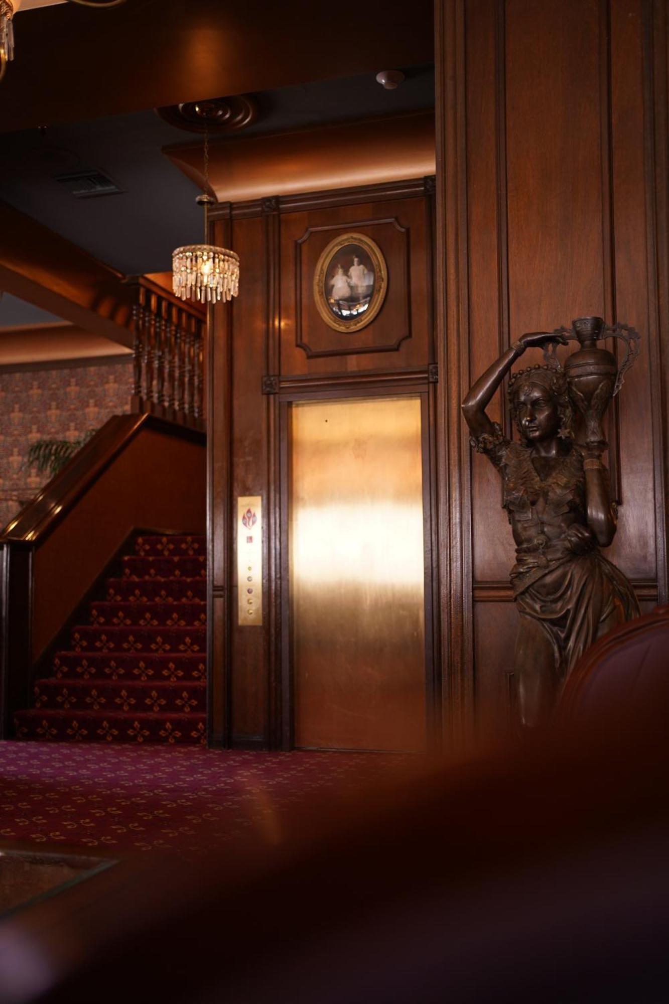 Mizpah Hotel โทโนปาห์ ภายนอก รูปภาพ