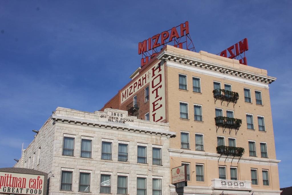 Mizpah Hotel โทโนปาห์ ภายนอก รูปภาพ